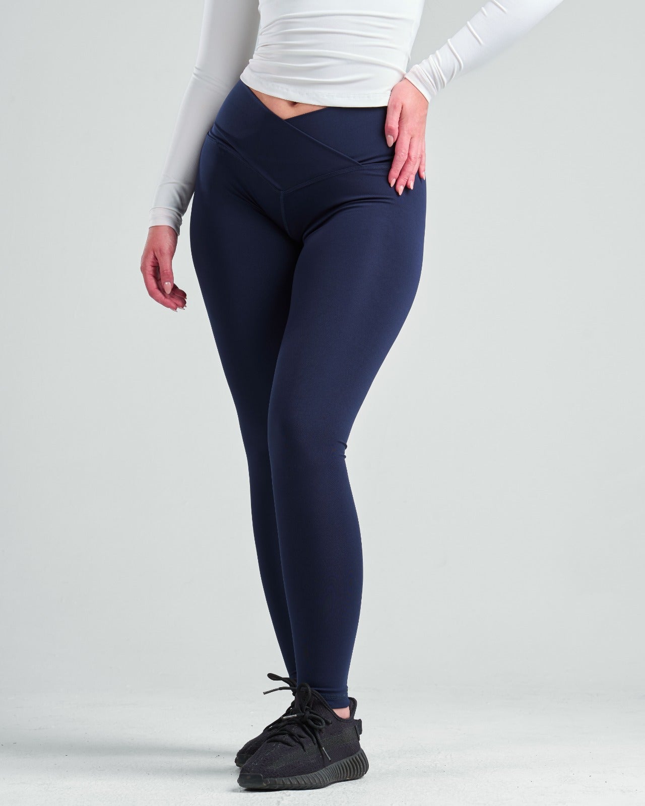 V-Waist Leggings